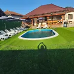 Σπίτι διακοπών алтея Sarovtsi